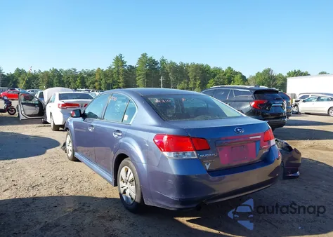 2013 Subaru Legacy 2.5I из США, поврежденный, VIN 4S3BMBA62D3046607